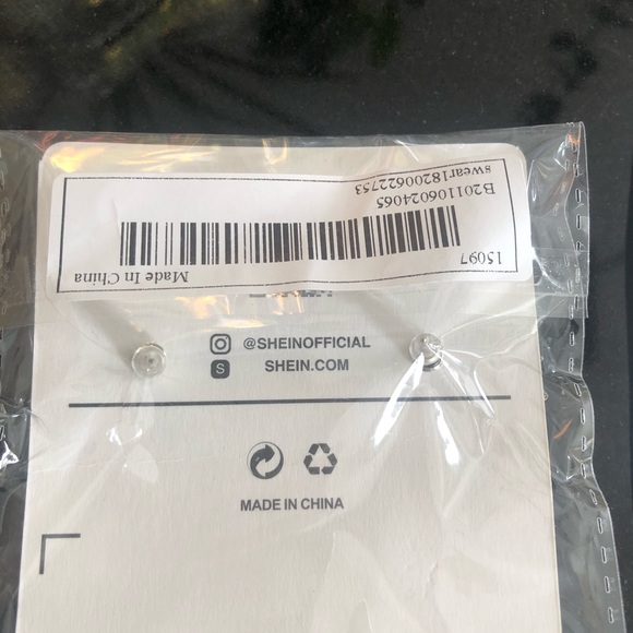 Geometric modern earrings - Picture 2 of 2